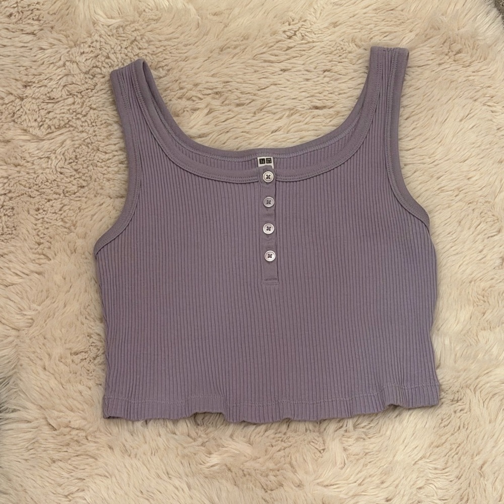 Uniqlo Ribbed Crop Top